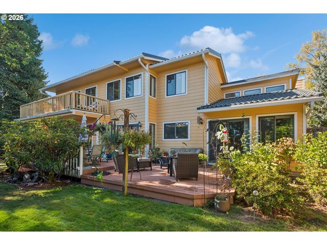 8810 Sw MAVERICK Ter, Beaverton, OR 97008
