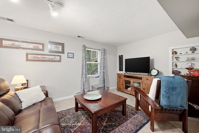 109 KESWICK CT, Winchester, VA 22602