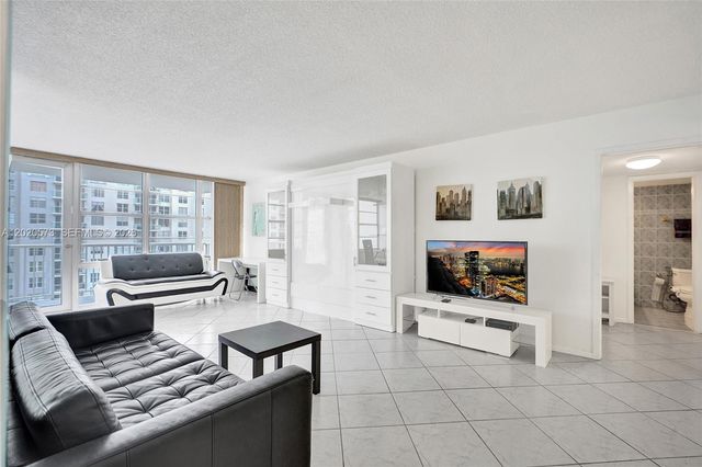 231 174th St 1611, Sunny Isles Beach, FL 33160