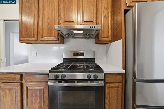 1930 Sunshine Dr, Concord, CA 94520