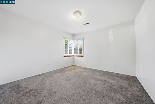 1930 Sunshine Dr, Concord, CA 94520