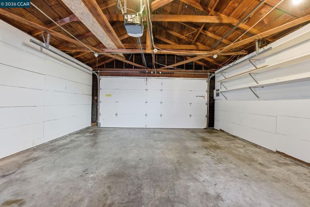 1930 Sunshine Dr, Concord, CA 94520