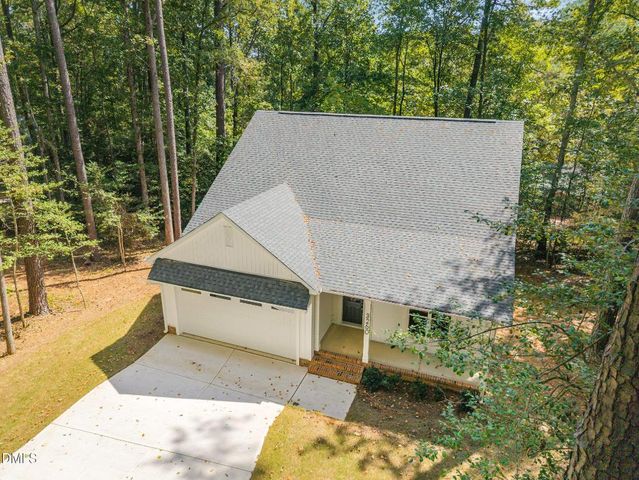 3260 Yorkshire Circle, Sanford, NC 27332