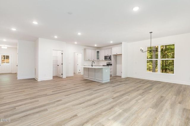 3260 Yorkshire Circle, Sanford, NC 27332