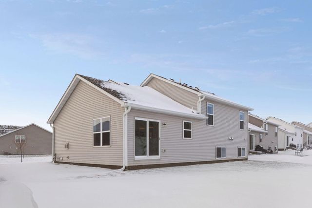 1106 Meadow Lane, Waconia, MN 55387