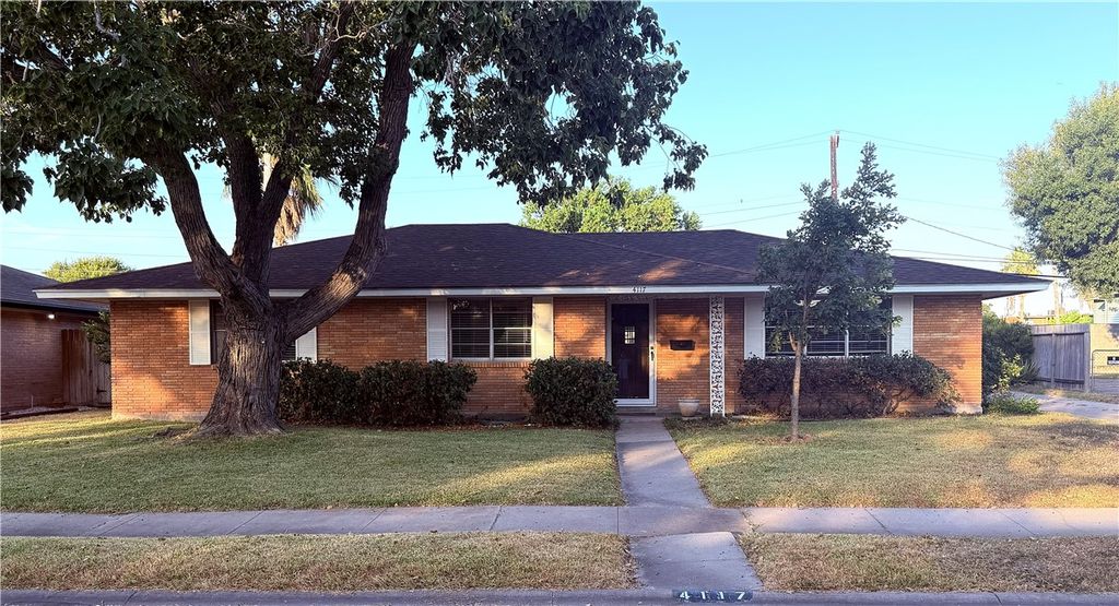 4117 Harry St, Corpus Christi, TX 78411 — exterior