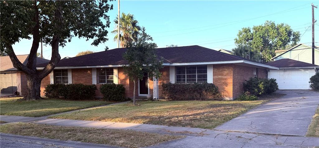 4117 Harry St, Corpus Christi, TX 78411 — photo 2
