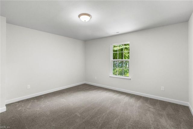 121 Parkway DR B, Newport News, VA 23606