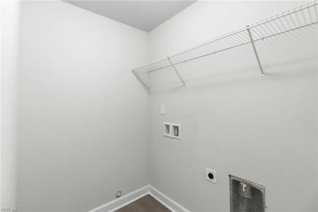 121 Parkway DR B, Newport News, VA 23606