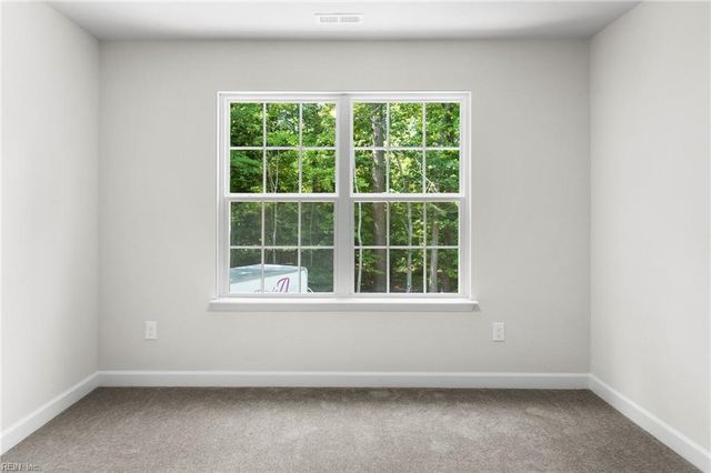 121 Parkway DR B, Newport News, VA 23606