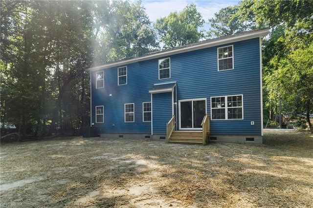 121 Parkway DR B, Newport News, VA 23606