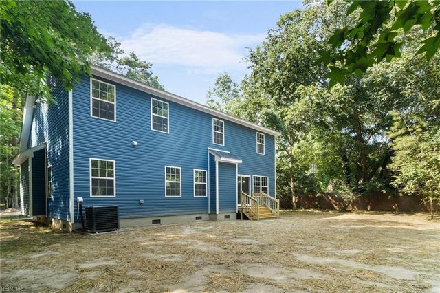 121 Parkway DR B, Newport News, VA 23606