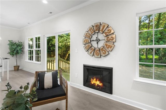 121 Parkway DR B, Newport News, VA 23606