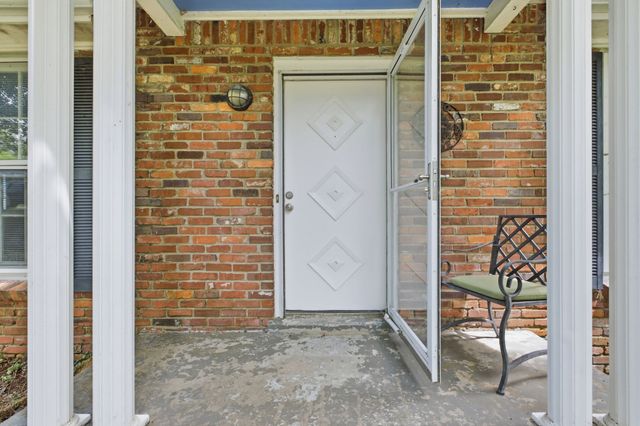 270 Richbriar Rd, Nashville, TN 37211