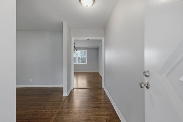 270 Richbriar Rd, Nashville, TN 37211
