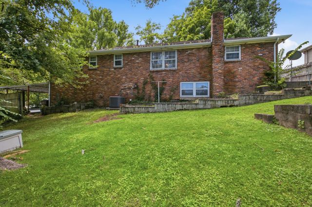 270 Richbriar Rd, Nashville, TN 37211
