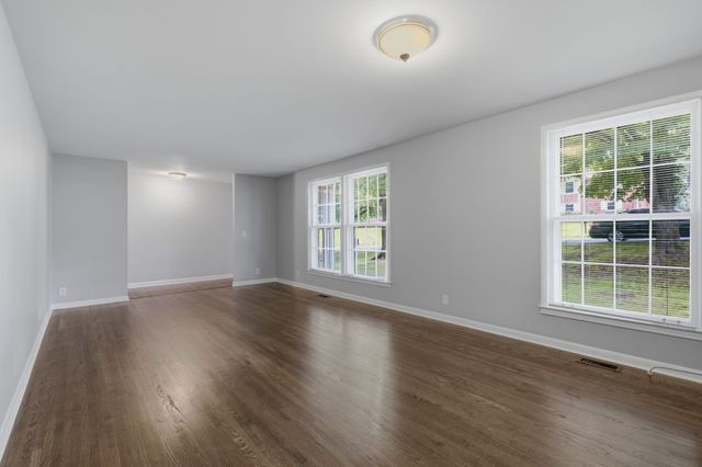 270 Richbriar Rd, Nashville, TN 37211