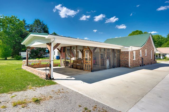 309 Wall St, Mount Pleasant, TN 38474