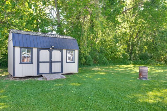 309 Wall St, Mount Pleasant, TN 38474