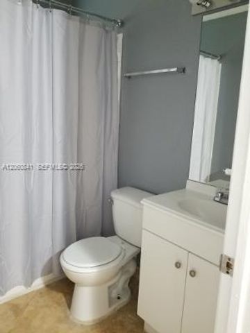 2761 NW 6th St 2761, Pompano Beach, FL 33069