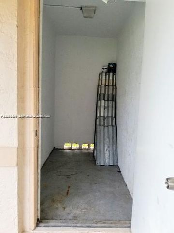 2761 NW 6th St 2761, Pompano Beach, FL 33069