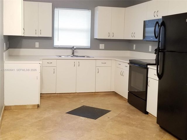 2761 NW 6th St 2761, Pompano Beach, FL 33069