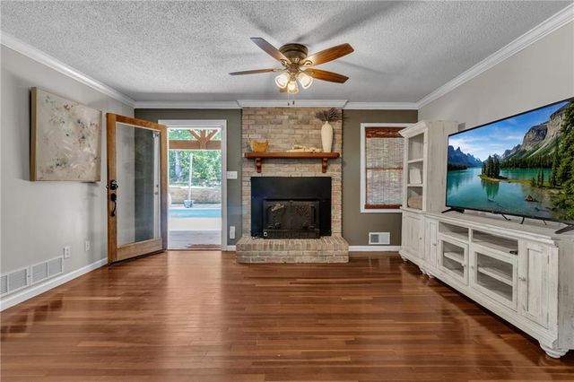 512 Mason Drive, Canton, GA 30115
