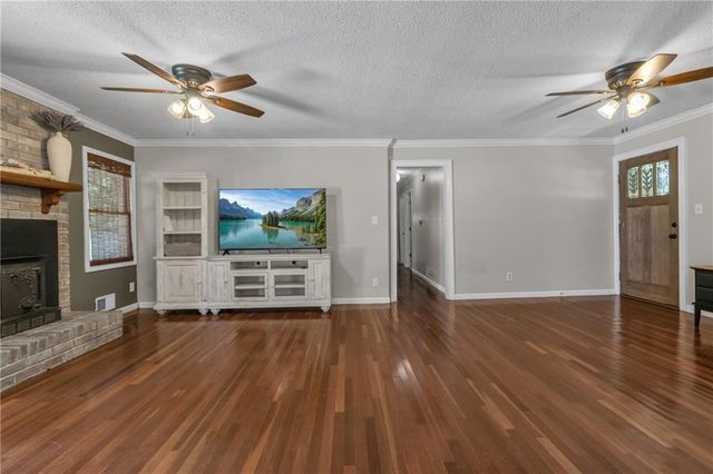 512 Mason Drive, Canton, GA 30115