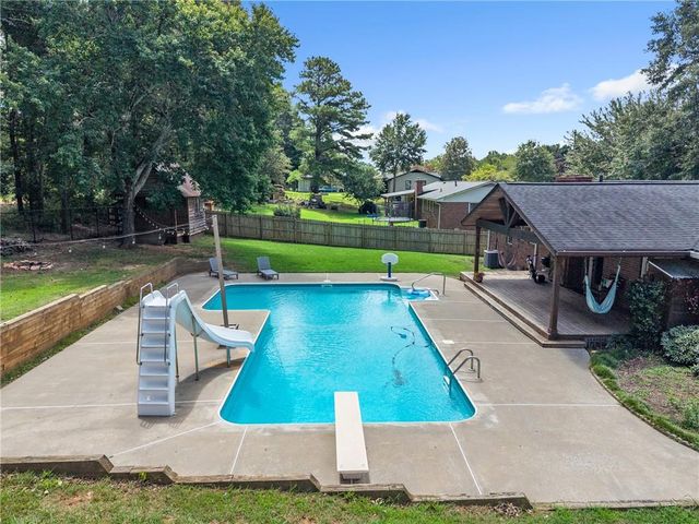512 Mason Drive, Canton, GA 30115