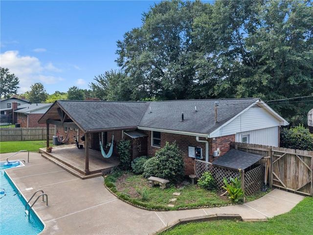 512 Mason Drive, Canton, GA 30115