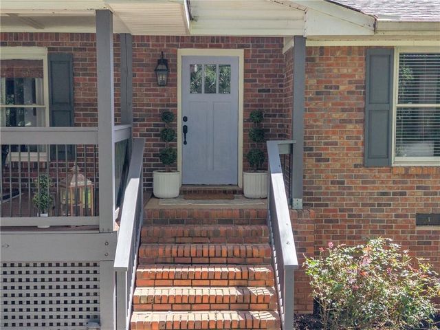 512 Mason Drive, Canton, GA 30115