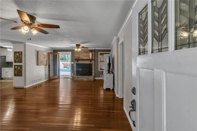 512 Mason Drive, Canton, GA 30115