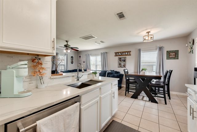 149 Cattlemans Creek Road, Newark, TX 76071