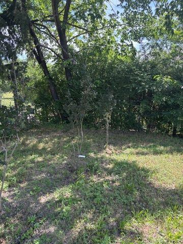 1702 Seale Street, Dallas, TX 75208