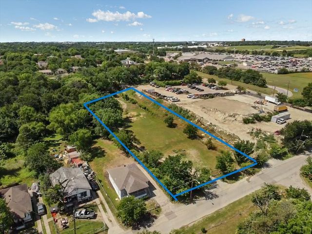 1702 Seale Street, Dallas, TX 75208