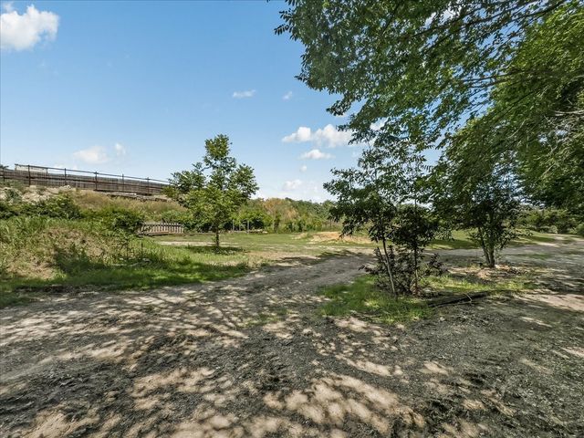 1702 Seale Street, Dallas, TX 75208