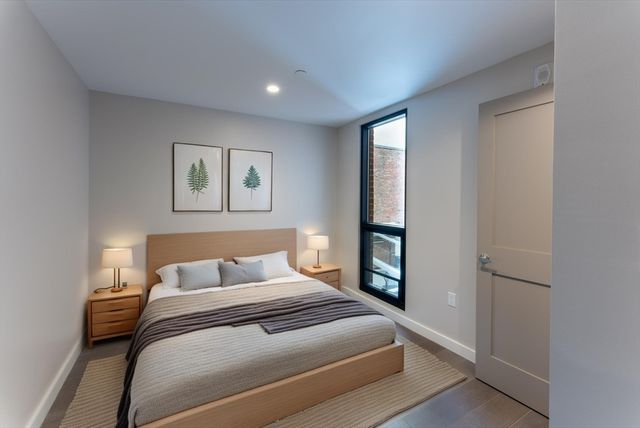 244 Hanover St 530, Boston, MA 02113