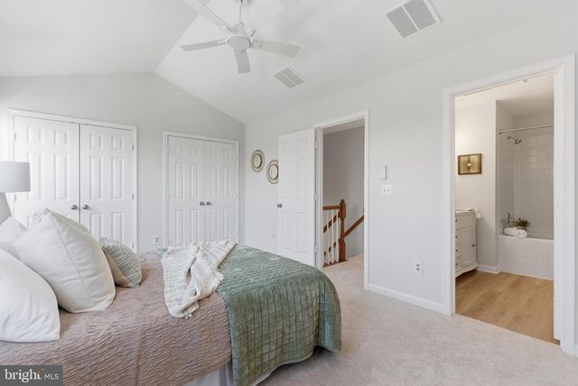 21946 THOMPSON SQ, Sterling, VA 20166