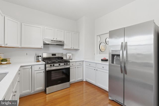 21946 THOMPSON SQ, Sterling, VA 20166