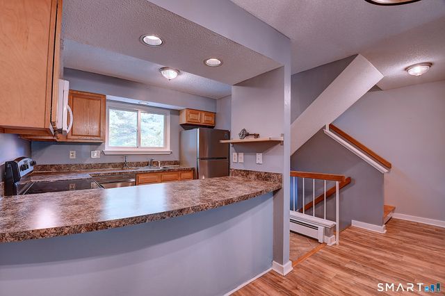 60 Old Town Road 53, Vernon, CT 06066