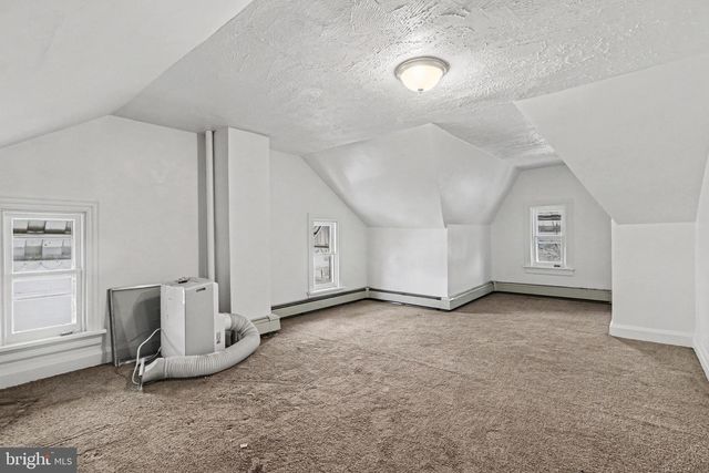 2620 BOAS ST, Harrisburg, PA 17103