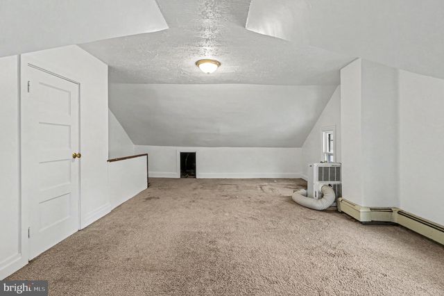 2620 BOAS ST, Harrisburg, PA 17103