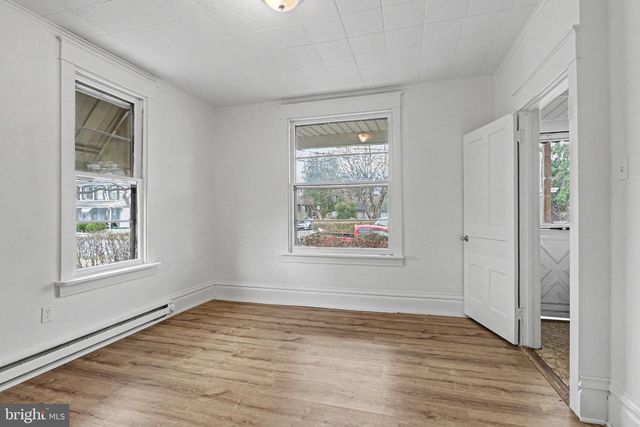 2620 BOAS ST, Harrisburg, PA 17103