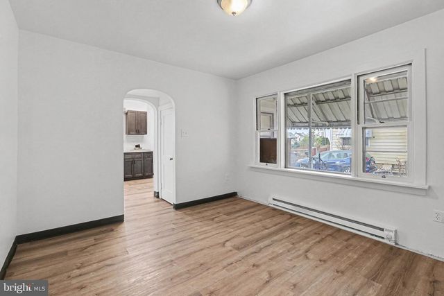 2620 BOAS ST, Harrisburg, PA 17103