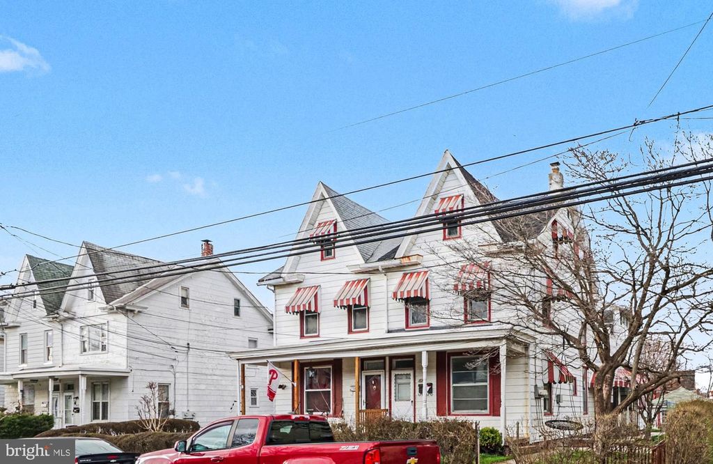 2620 BOAS ST, Harrisburg, PA 17103