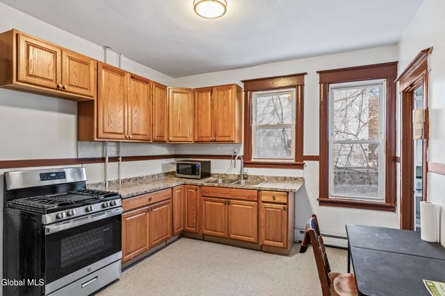 50 Southern Boulevard, Albany, NY 12209