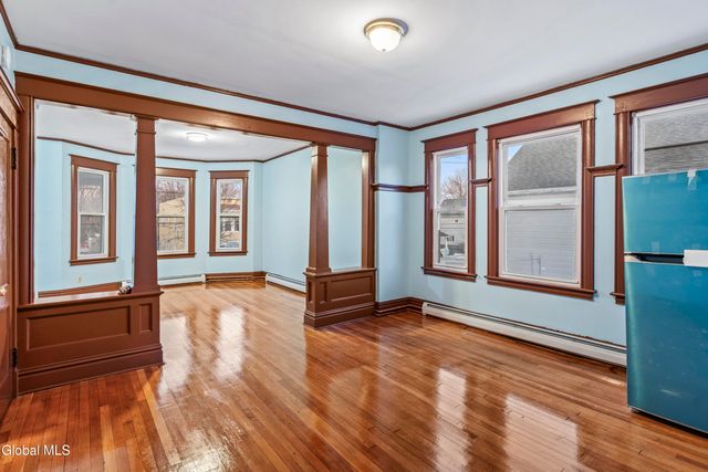 50 Southern Boulevard, Albany, NY 12209