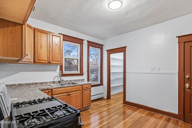 50 Southern Boulevard, Albany, NY 12209