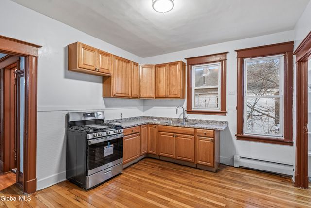 50 Southern Boulevard, Albany, NY 12209