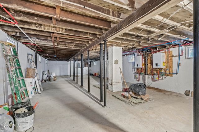 50 Southern Boulevard, Albany, NY 12209